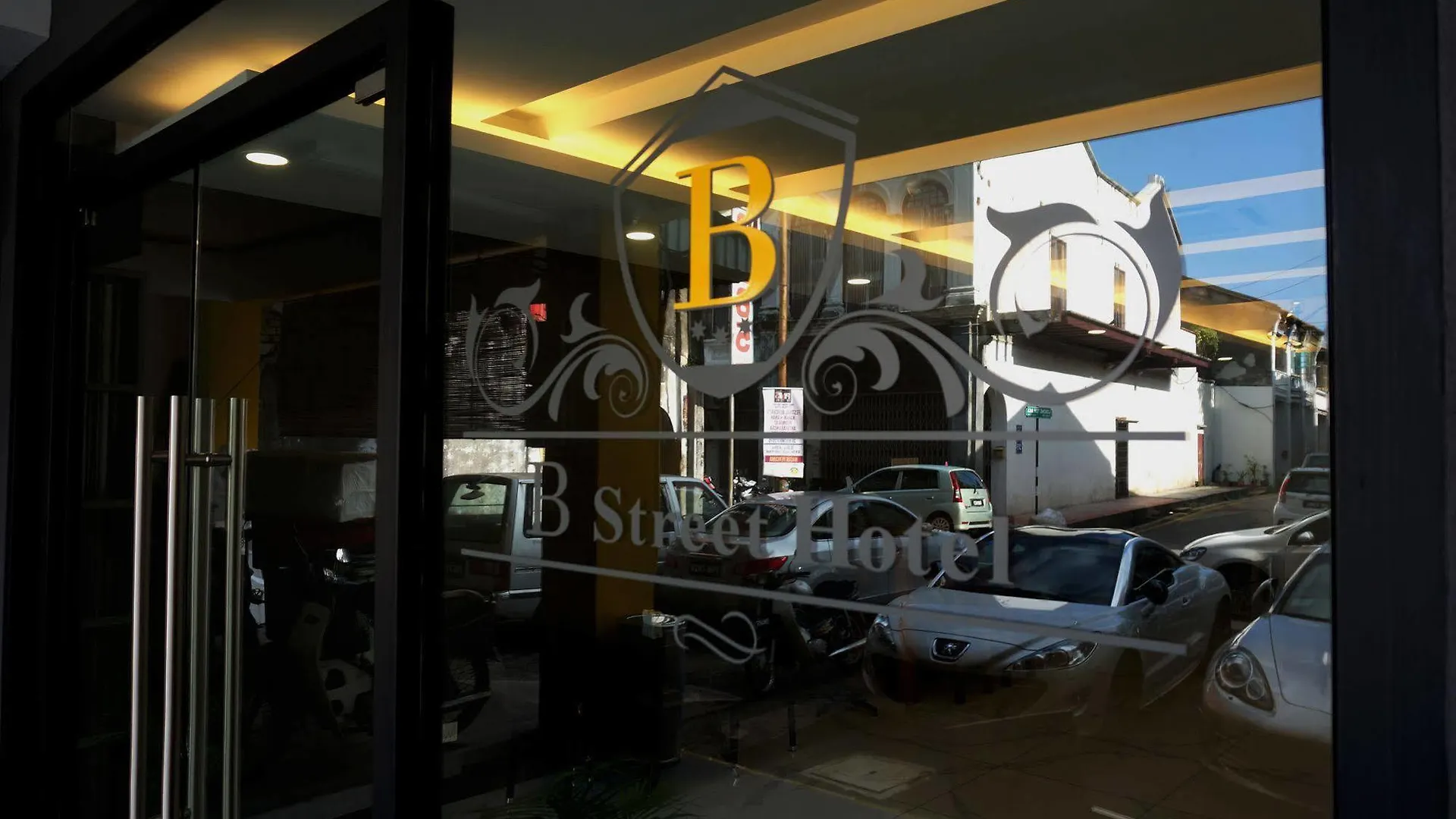 B Street Hotel contacts